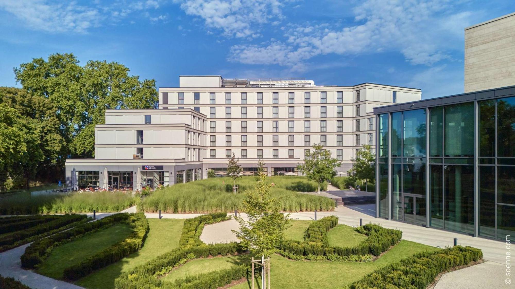 Dorint Parkhotel Frankfurt / Бад-Фільбель Екстер'єр фото